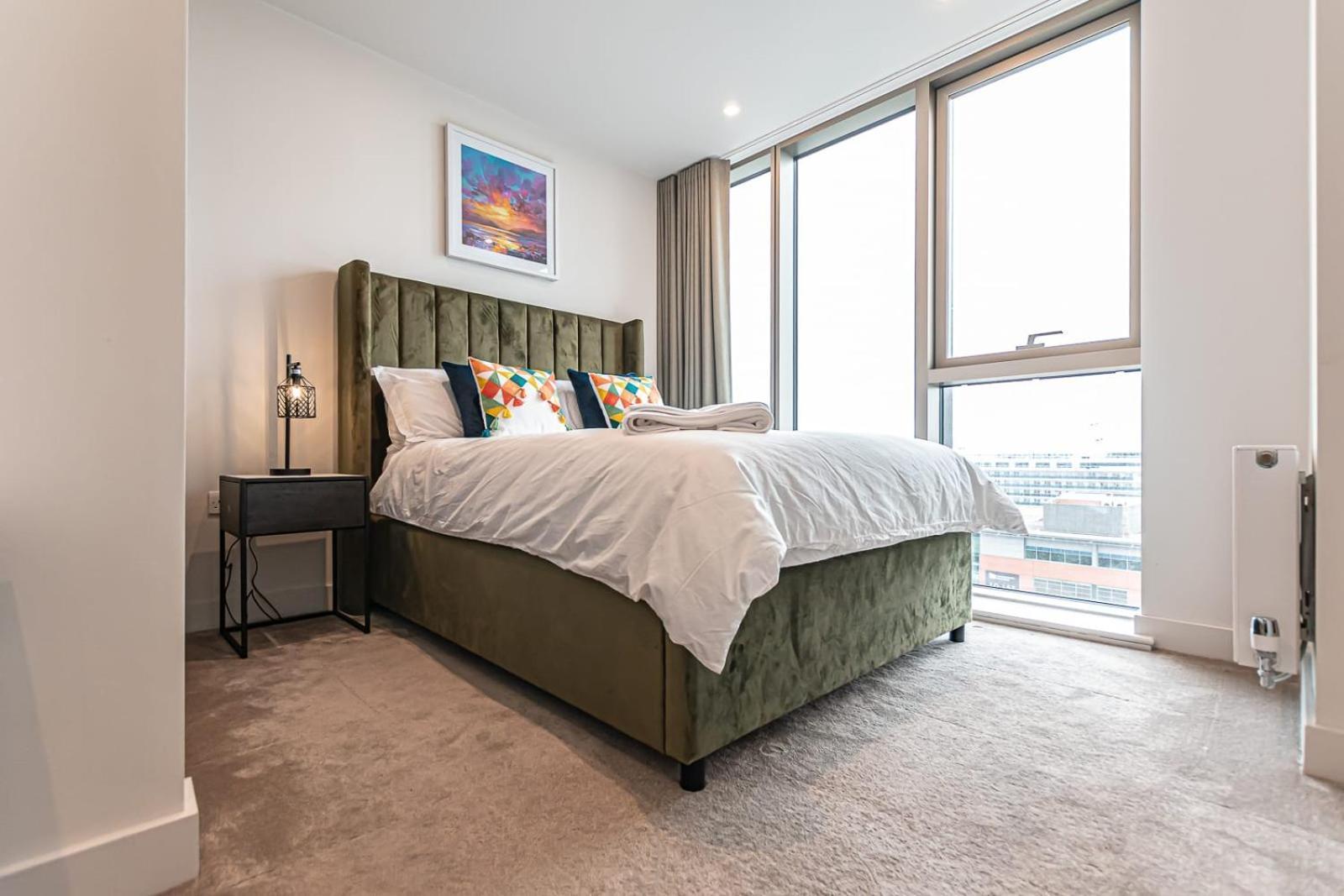 Apartment The Lexington - Centre 24 Hour Gym - Your Perfect - And Waterfront Views