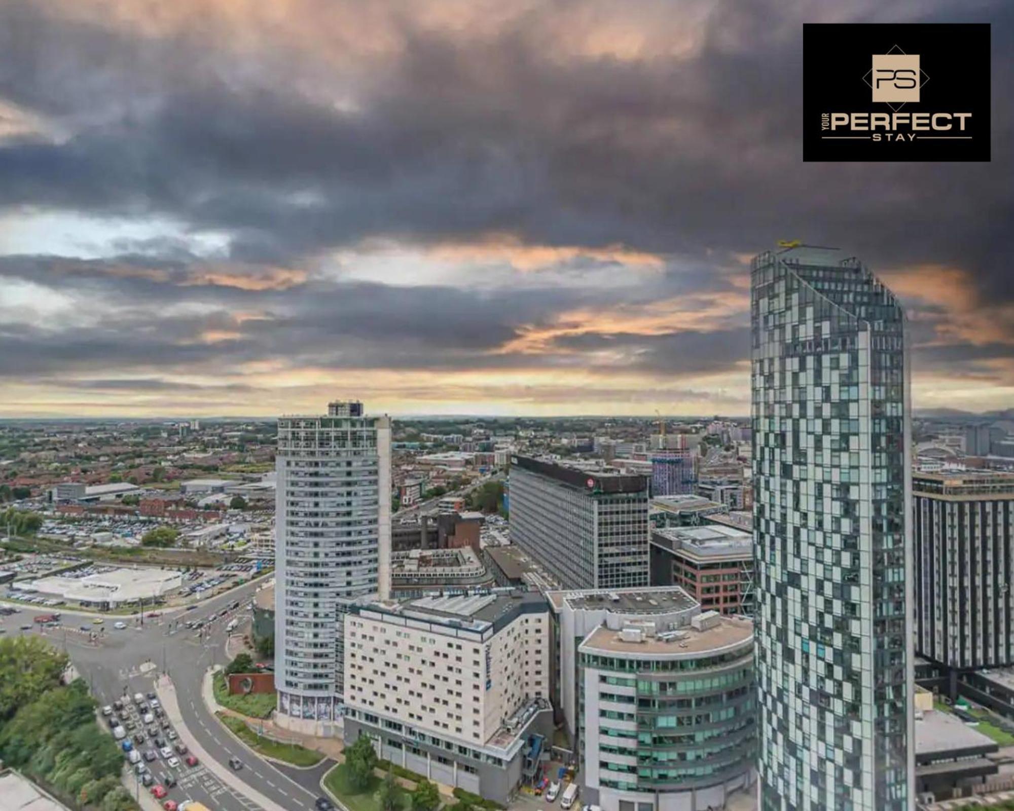 The Lexington - Centre 24 Hour Gym - Your Perfect - And Waterfront Views