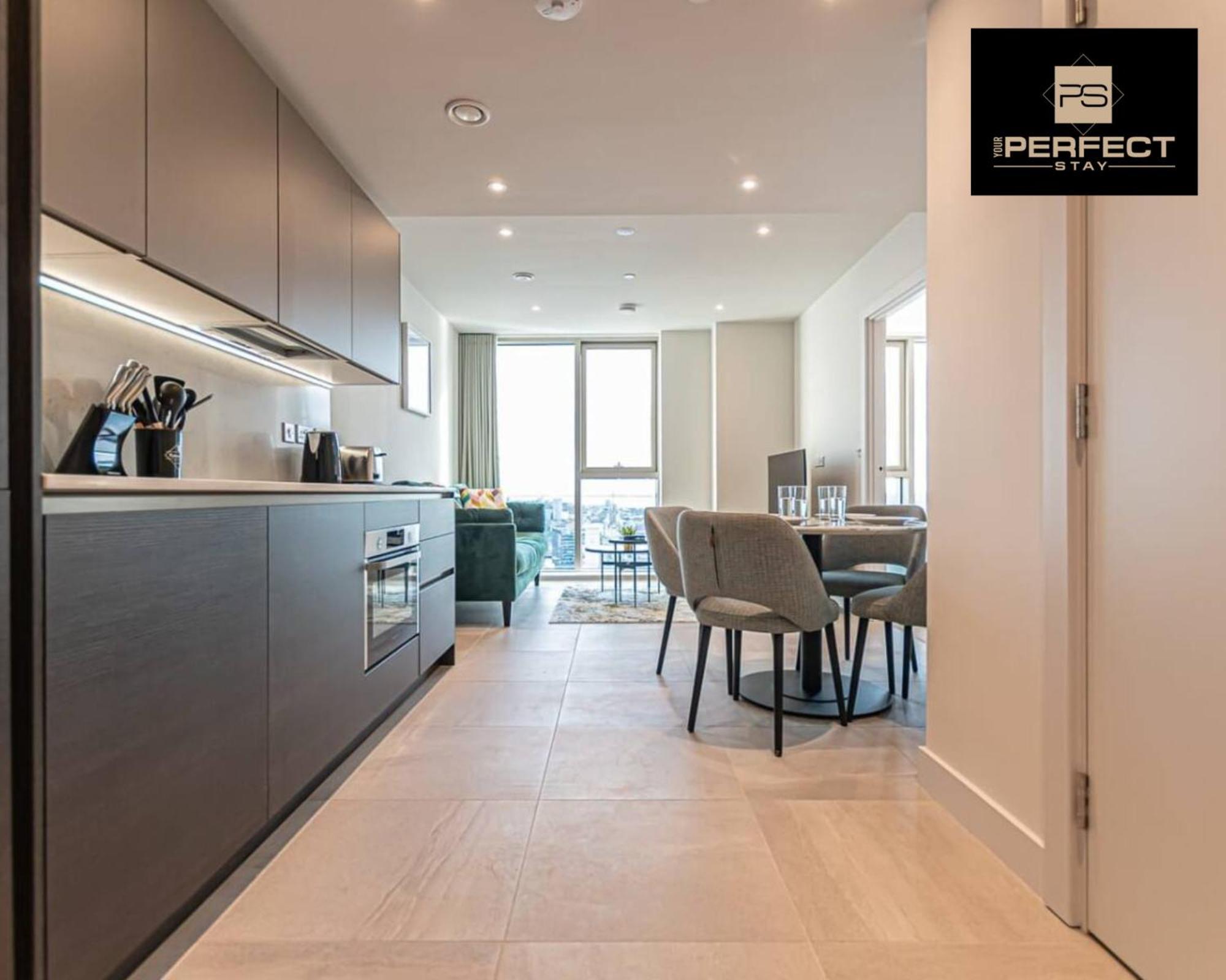 The Lexington - Luxury Serviced Centre - And Waterfront Views